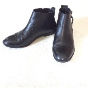 {Shoemint} Black Leather Ankle Boots